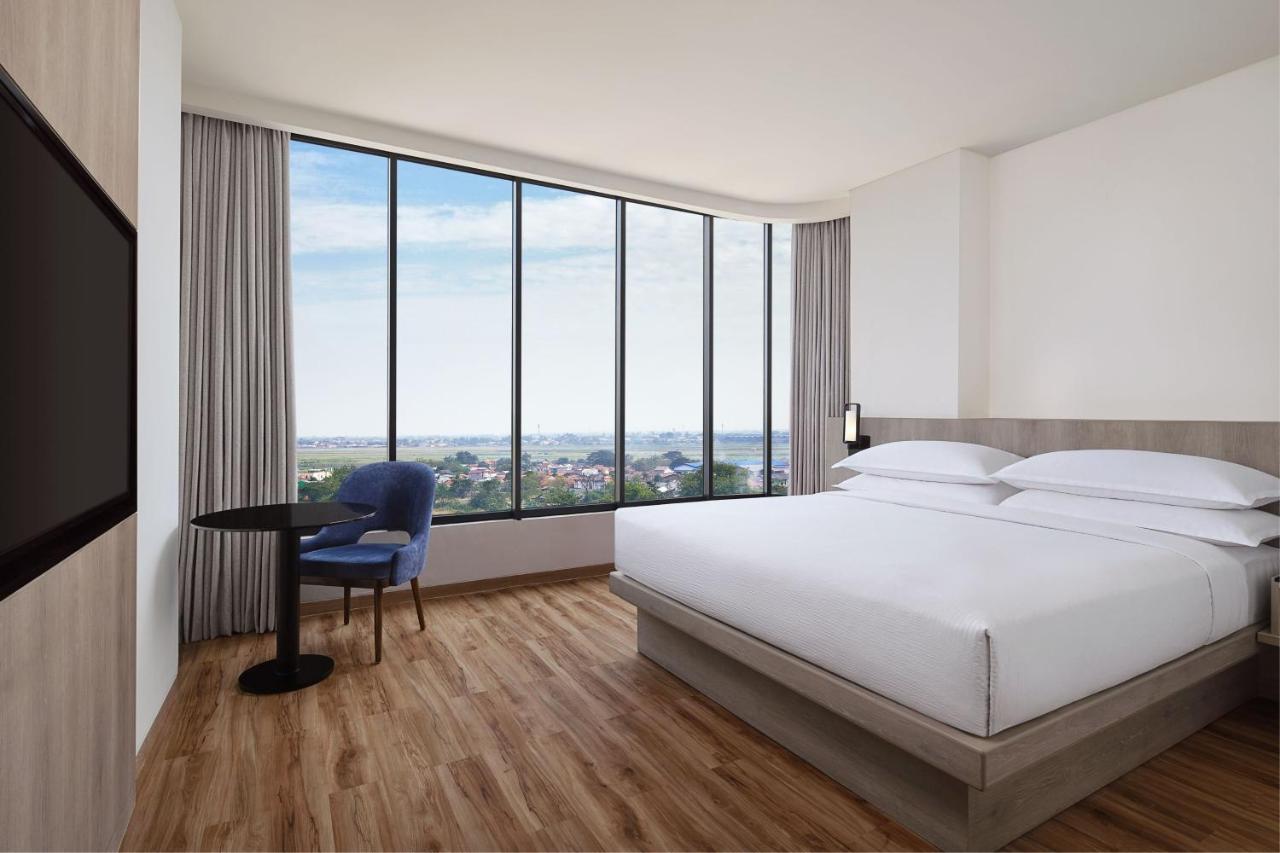 Fairfield By Marriott Jakarta Soekarno-Hatta Airport Tangerang Dış mekan fotoğraf